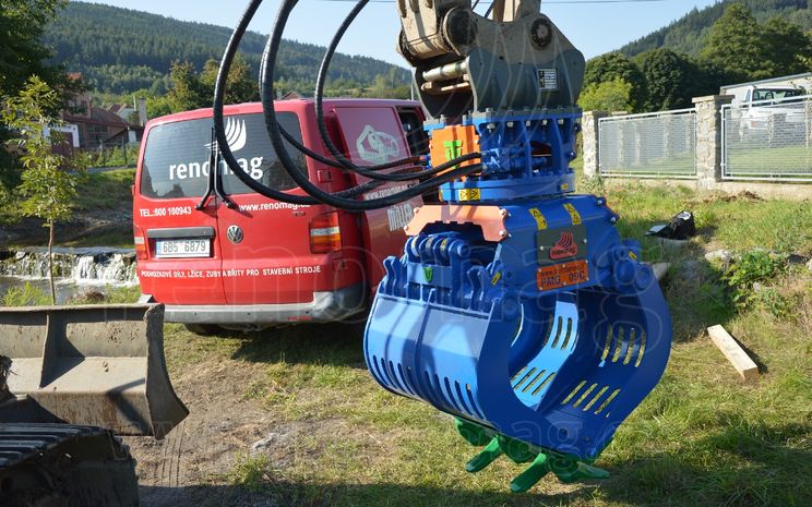 Hydraulické drapáky Trevi Benne