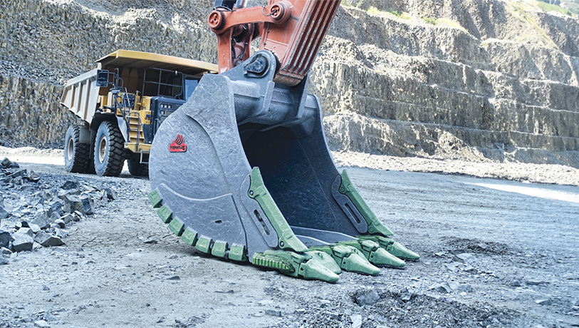 Excavator Buckets for Large Machines over 50 Tonnes