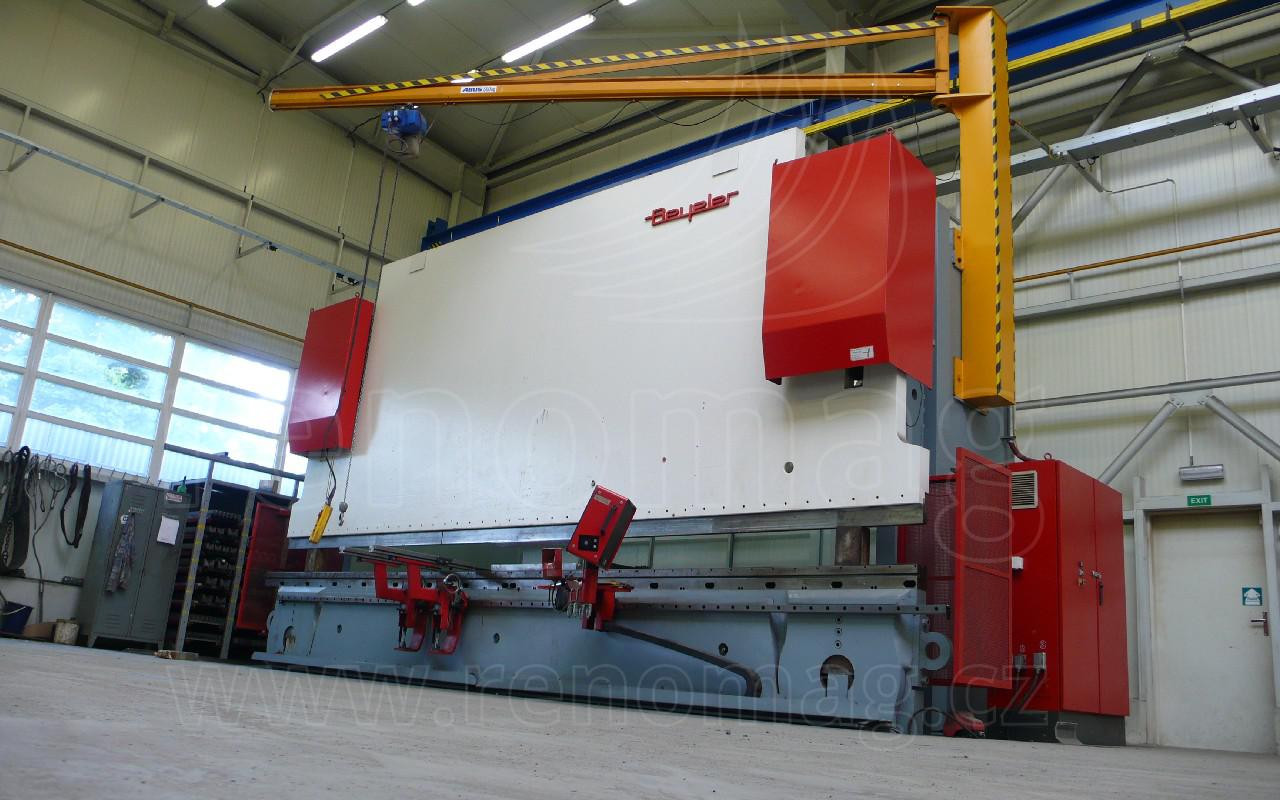 CNC-Abkanten von Blechen – Foto 3