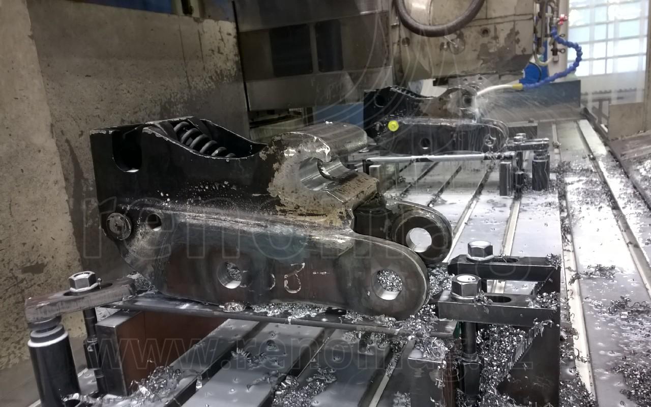 CNC-Bearbeitung, Tischfräsmaschine – Foto 13