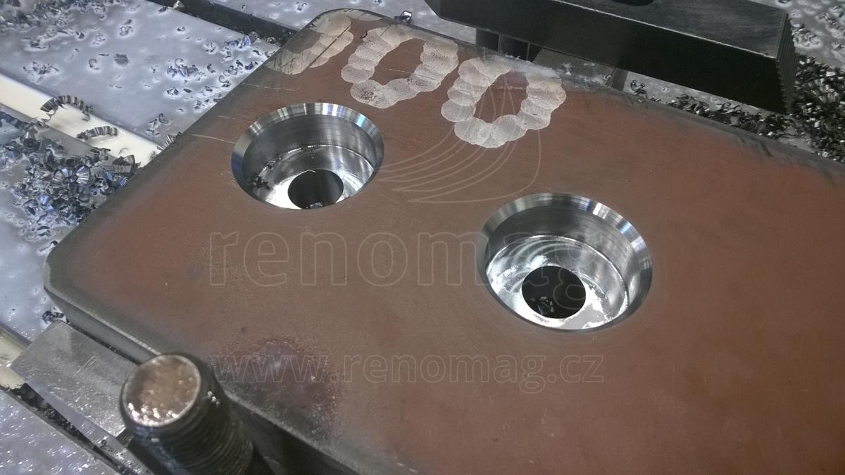 CNC-Bearbeitung, Tischfräsmaschine – Foto 3