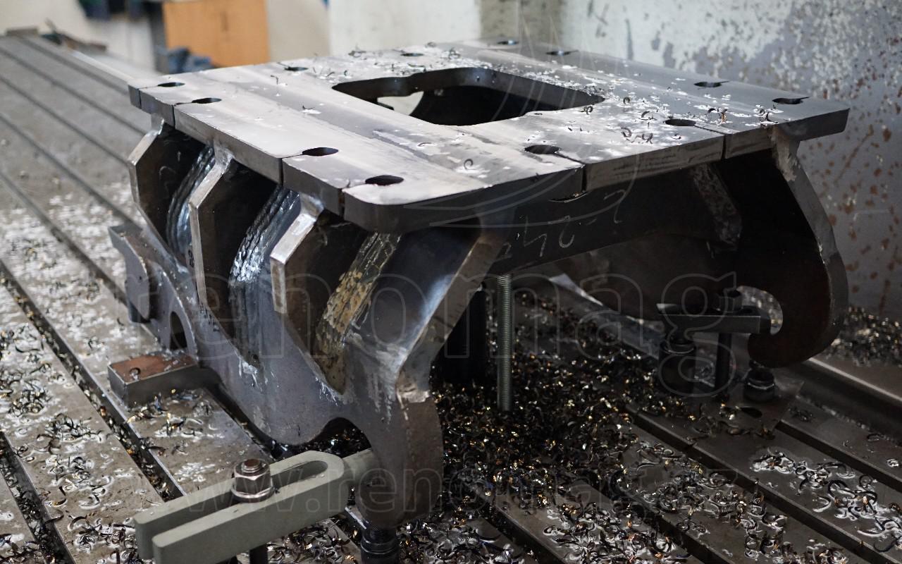 CNC-Bearbeitung, Tischfräsmaschine – Foto 6